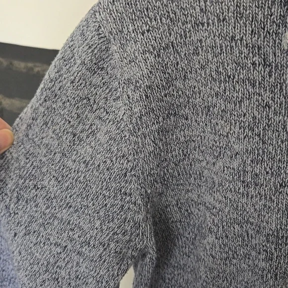 Eddie Bauer long sleeve sweater - Picture 3 of 8